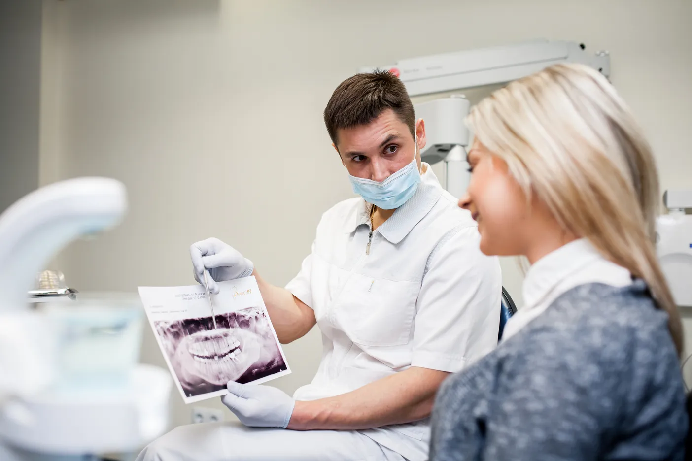 adult-caries-background-assistant-care-beauty (1).jpg